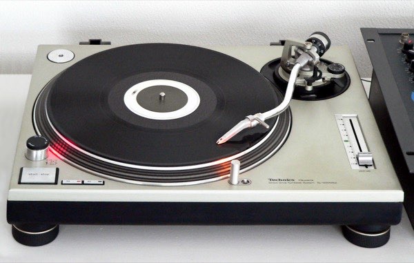 Technics SL-1200